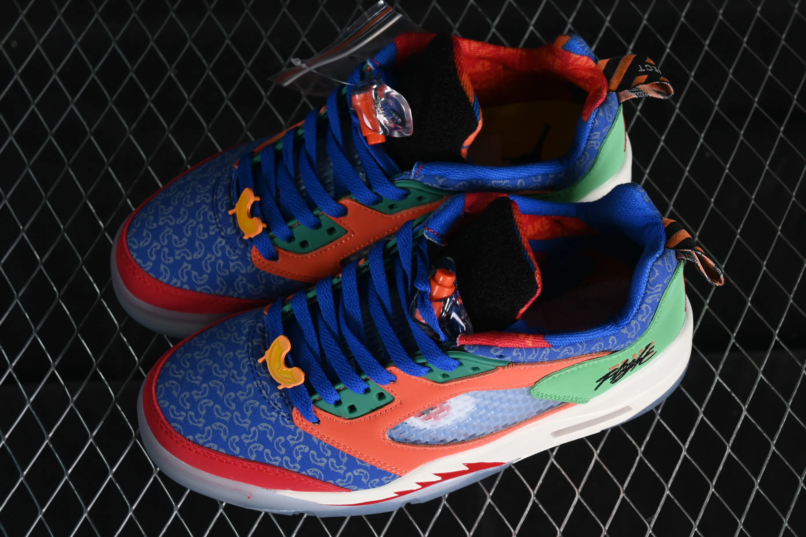 All categories Air Jordan Jordan series basketball shoes Air Jordan 5 Z version Air Jordan 5 Low "Doernbecher" AJ5 Joe 5 Low Charity Fund Alliance DR6287-486